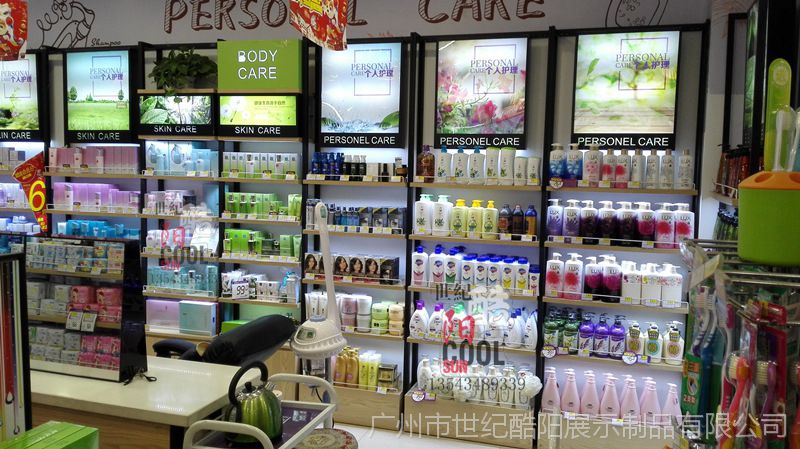 专业定制化妆品展示柜与箱包展示解决方案